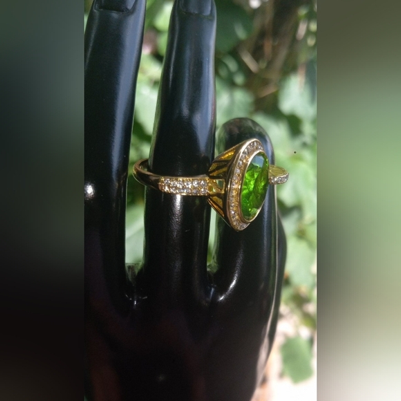 Martini Glass Shape ring - Picture 12 of 16